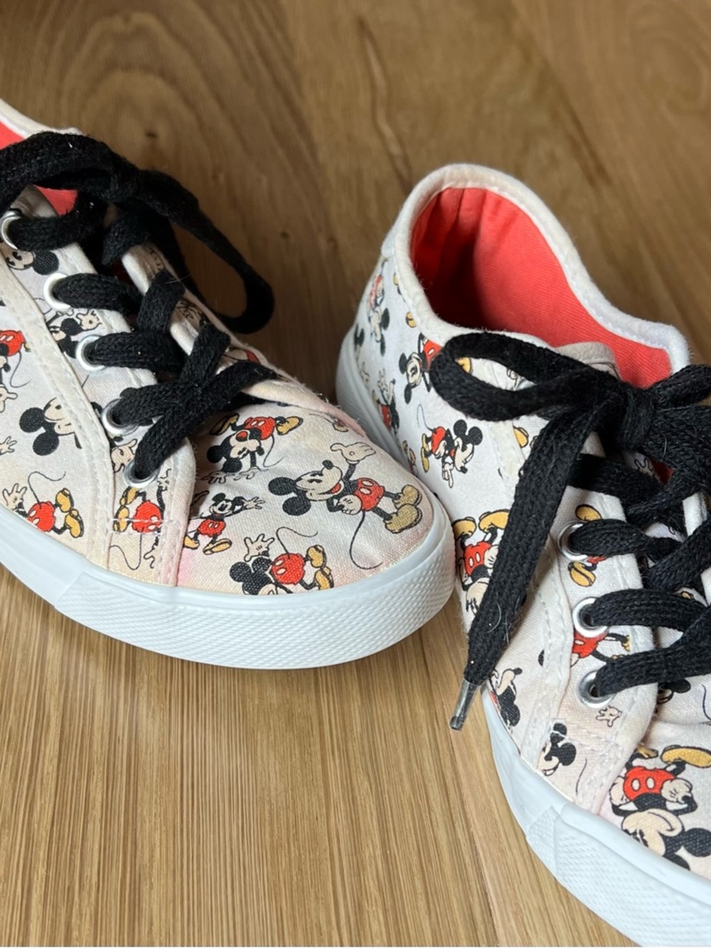 Women’s Mickey Mouse Print Canvas Sneakers - White/Black/Pink